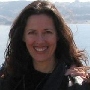 Meet your Posher, Cynthia